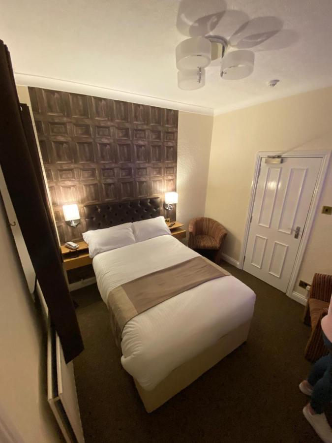The Redwell Inn Barnard Castle Eksteriør billede